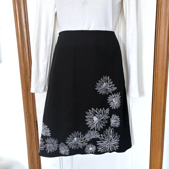 Black with White Embroidery Mid-Length Skirt | Cotton Office Wear | - Picture 8 of 9